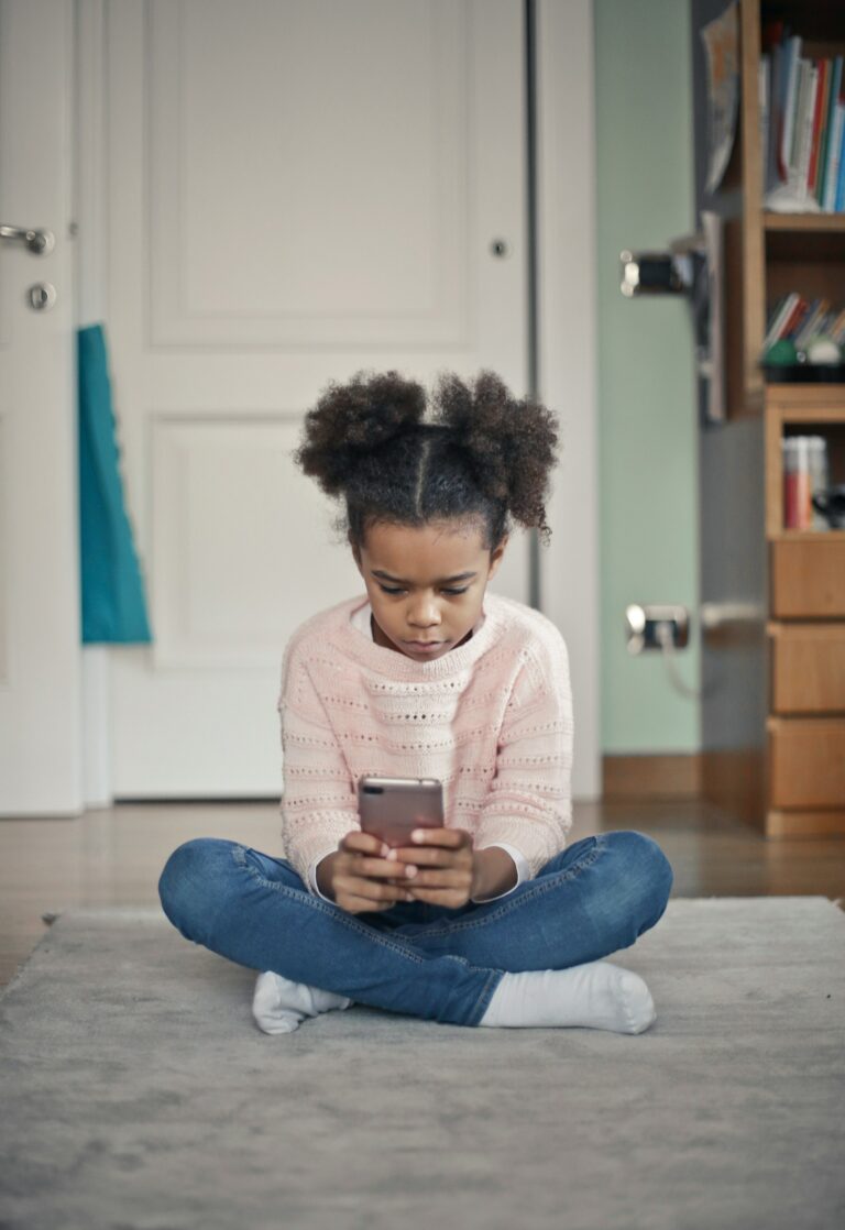 children using phone